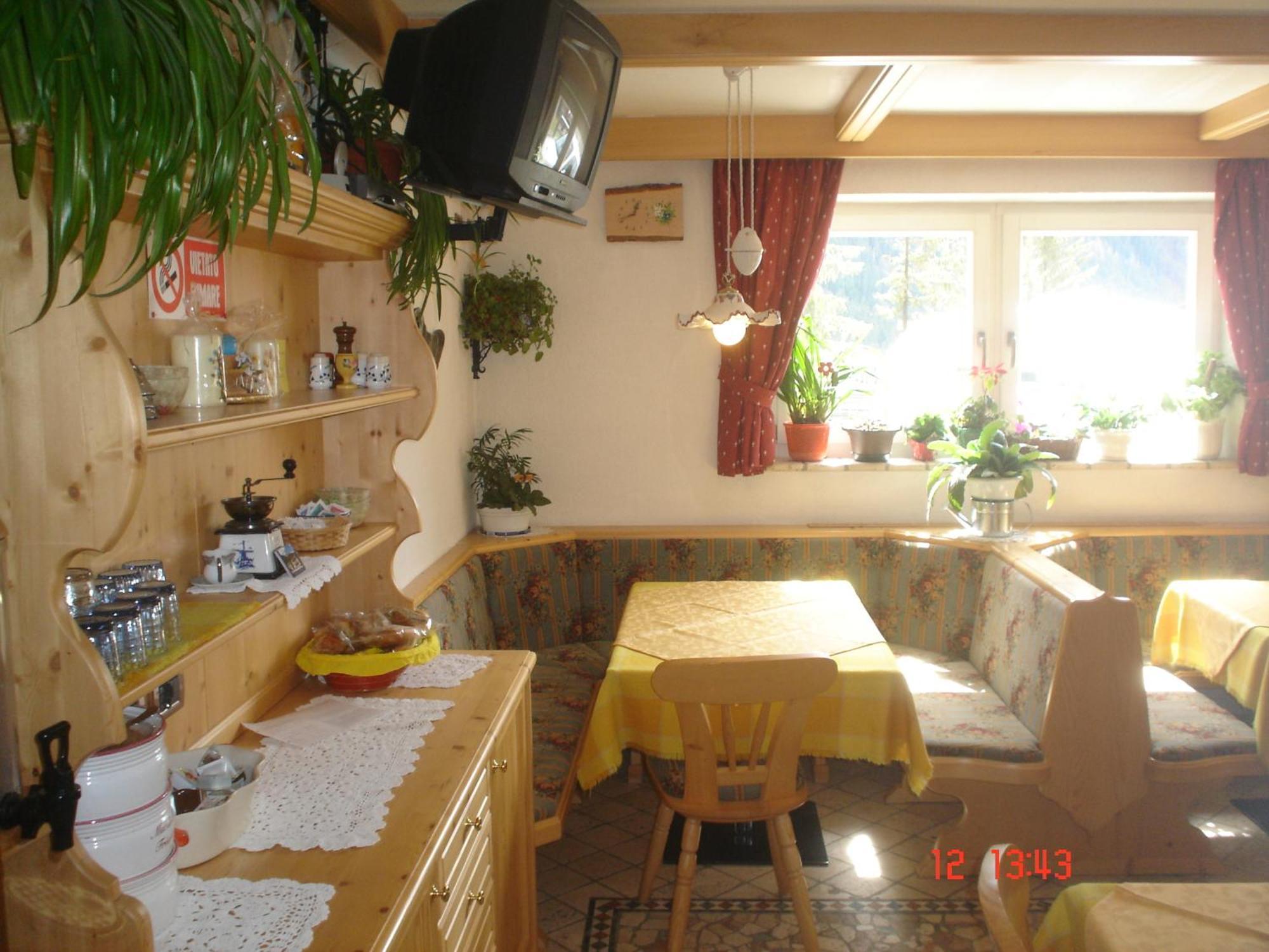 Garni Villa Cecilia Mazzin Luaran gambar