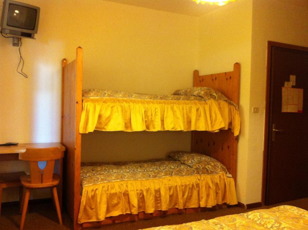 Garni Villa Cecilia Mazzin Bilik gambar